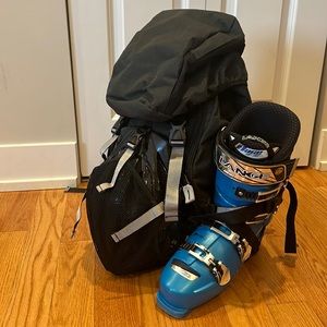 Select Sports Bag: Ski Boot Backpack